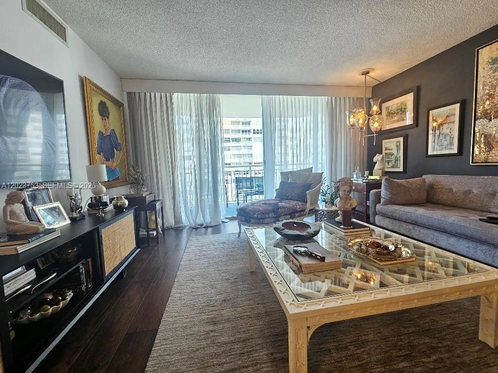 18061 Biscayne Blvd # 901, Aventura, FL 33160 photo 7