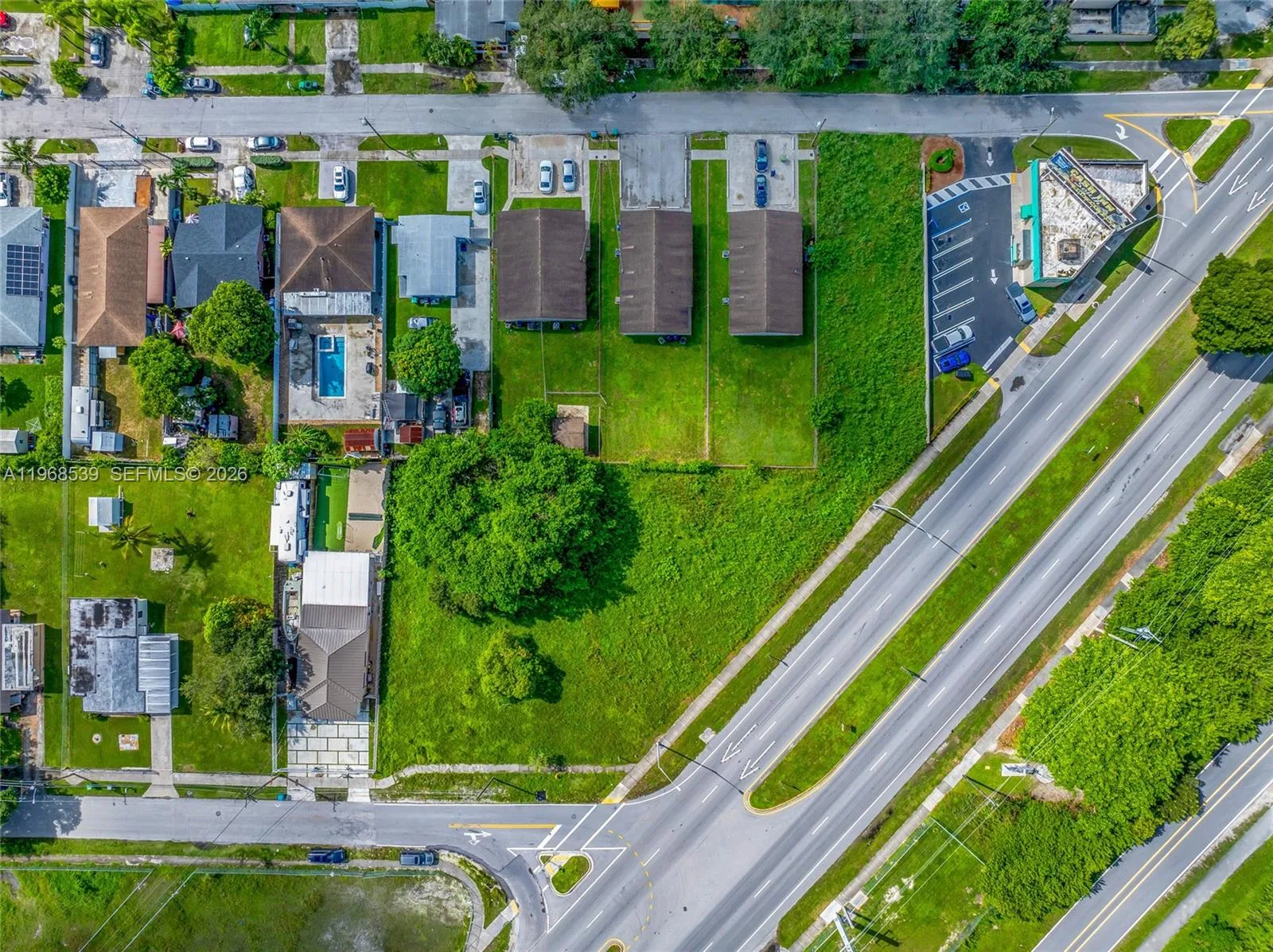 214 S Dixie Hwy, Miami, FL 33189 photo 2
