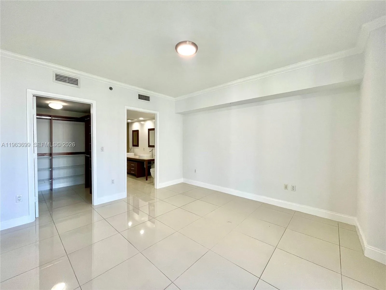 465 BRICKELL AVE # 1106, Miami, FL 33131 photo 9
