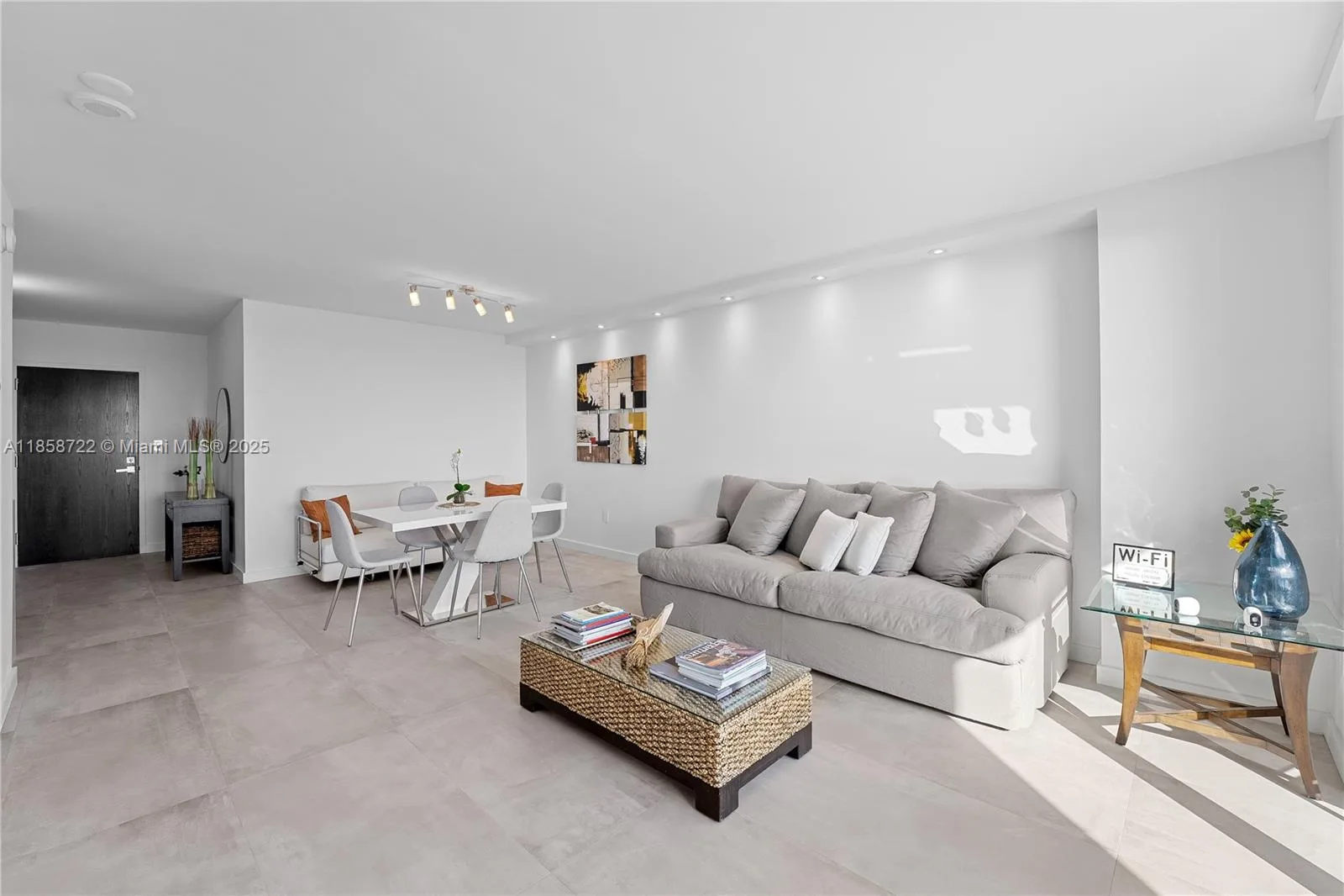 90 Alton Rd # 2505, Miami Beach, FL 33139 photo 13