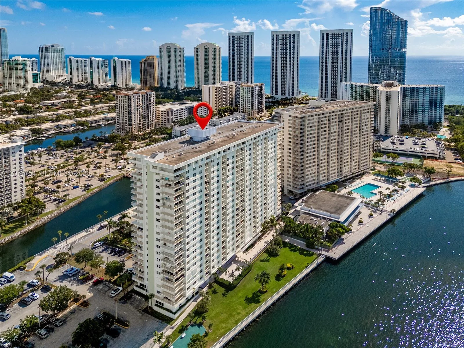 500 Bayview Dr # 825, Sunny Isles Beach, FL 33160