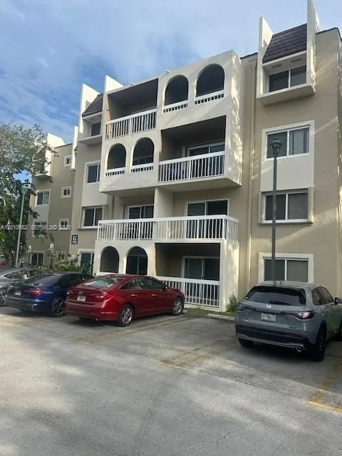 7740 Camino Real # G-306, Miami, FL 33143
