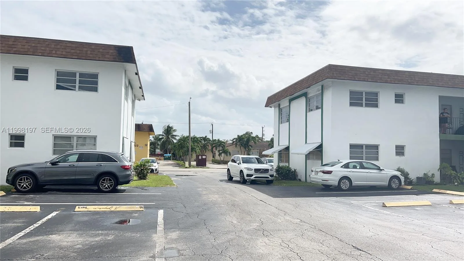 2225 Polk St # 6B, Hollywood, FL 33020 photo 3
