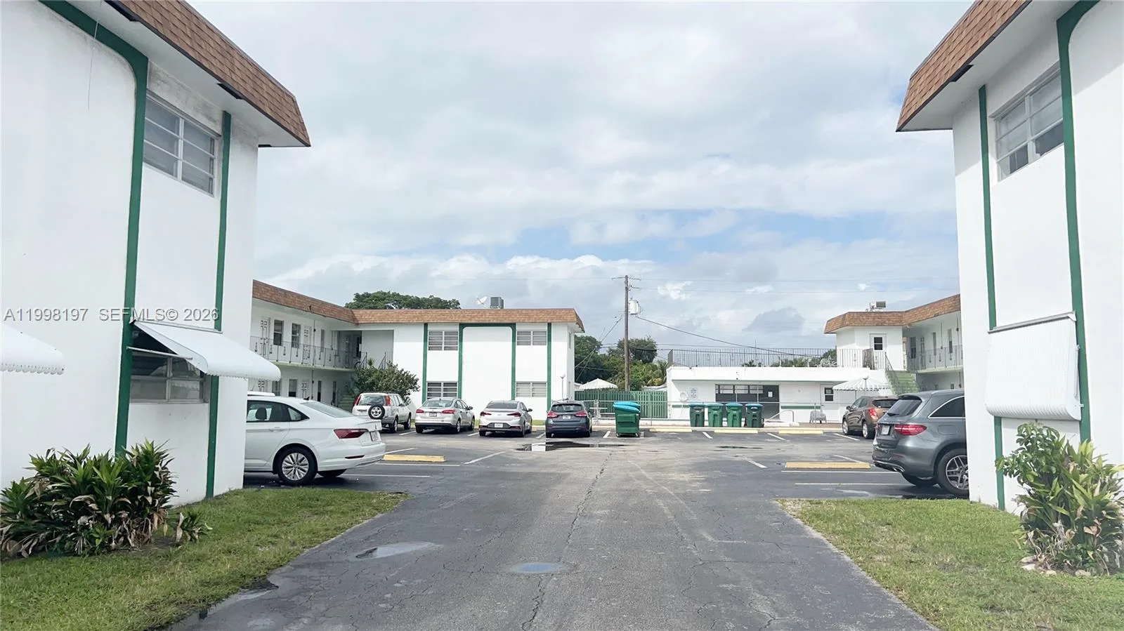 2225 Polk St # 6B, Hollywood, FL 33020 photo 4