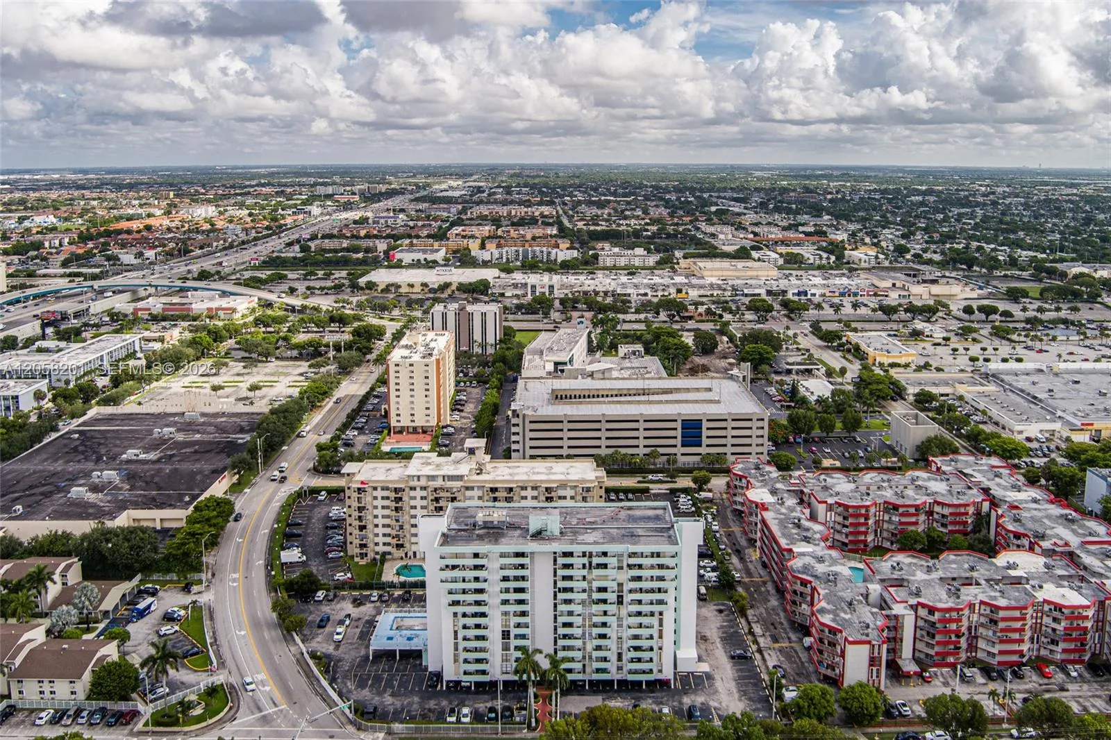 1825 W 44th Pl # 509, Hialeah, FL 33012 photo 8