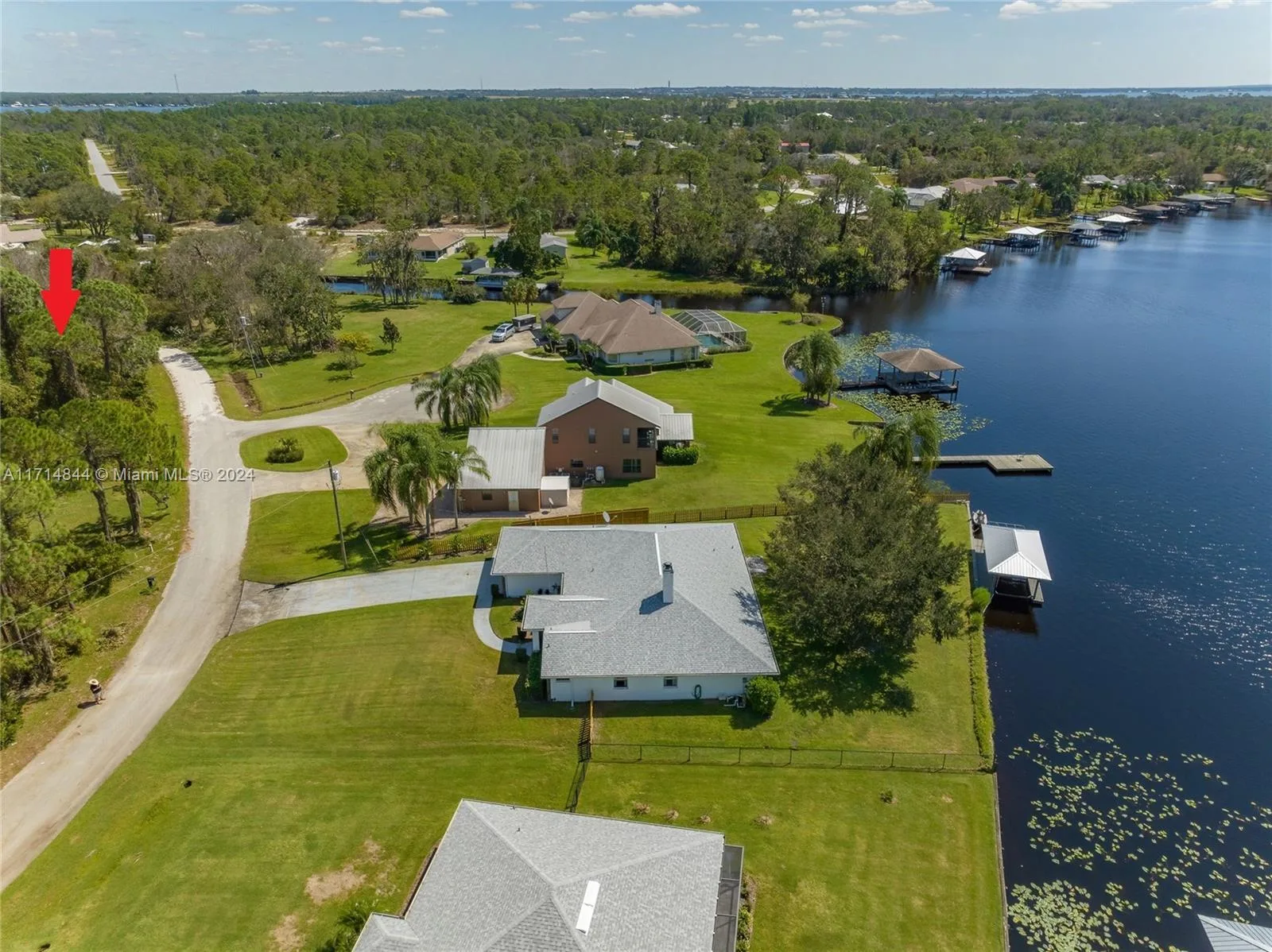 3111 Tanglewylde Avenue, Lake Placid, FL 33852 photo 3
