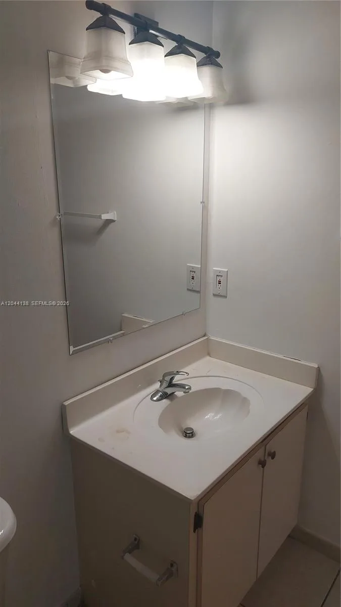 7290 NW 114th Ave # 206-7, Doral, FL 33178 photo 11