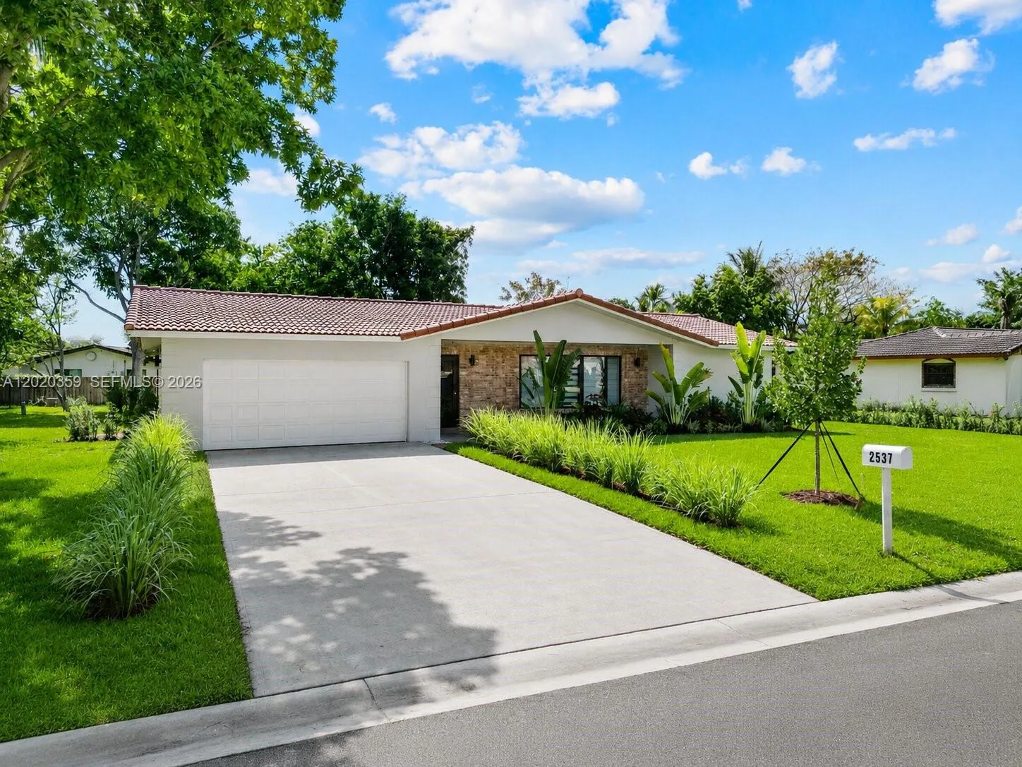 2537 NW 116th Ter, Coral Springs, FL 33065 photo 2