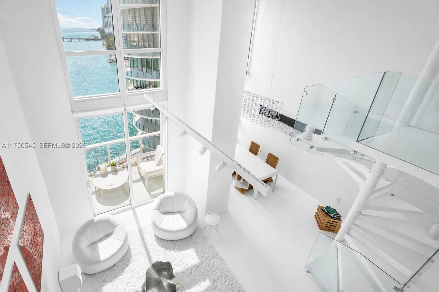 300 S Biscayne Blvd # L-1012, Miami, FL 33131 photo 2