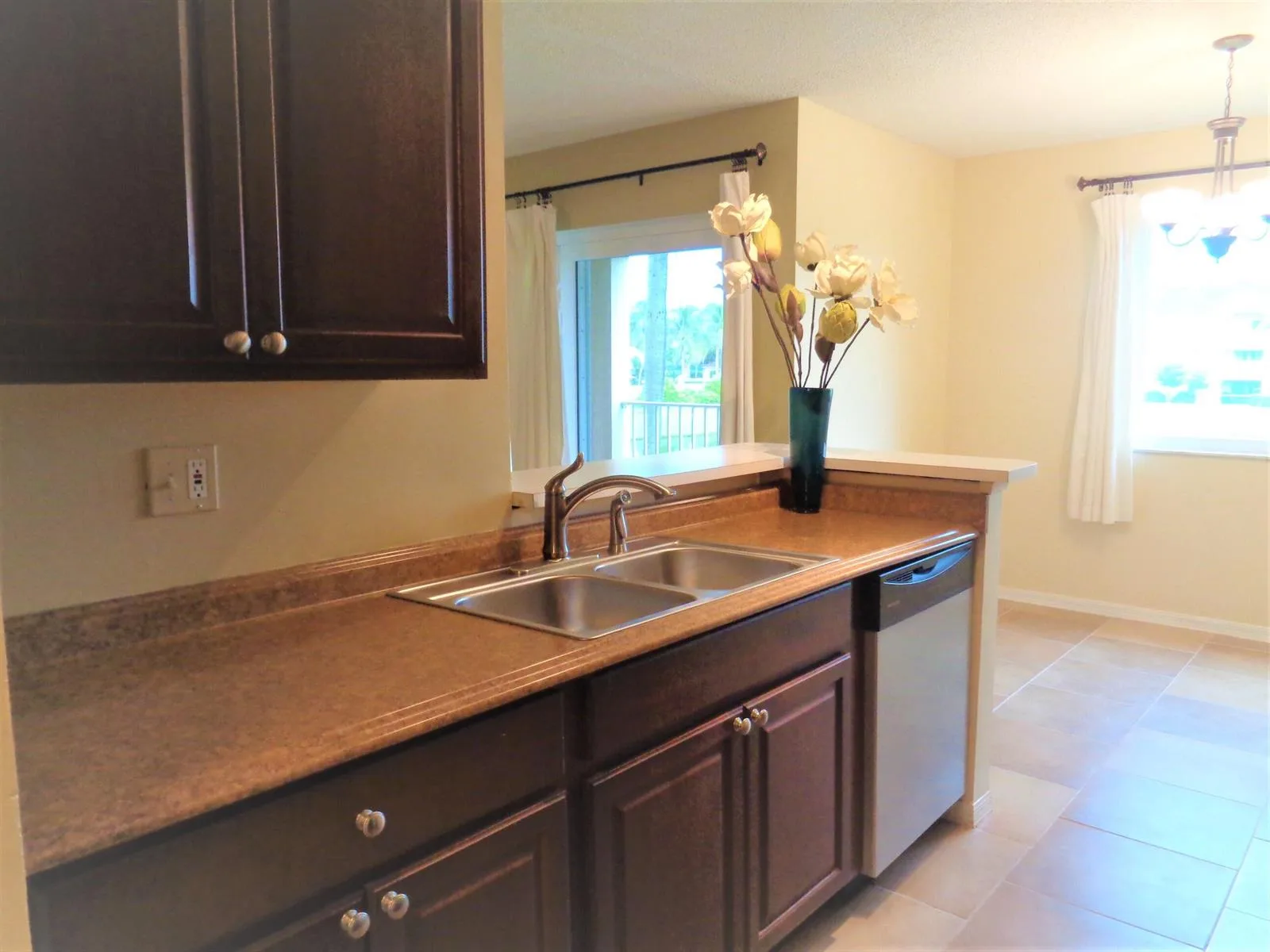 1650 N 42nd Circle # 206, Vero Beach, FL 32967 photo 5