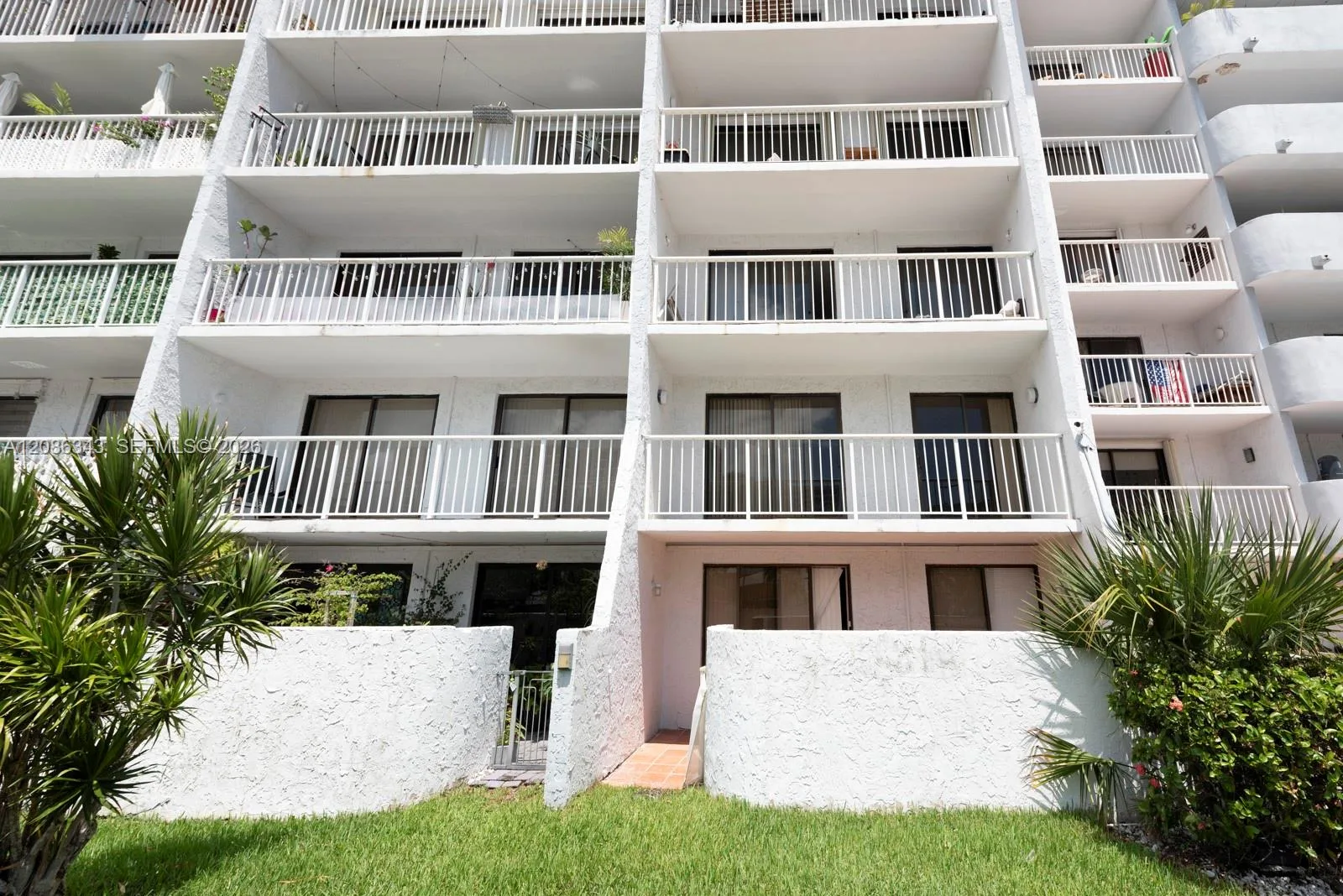 1650 NE 115th St # 108, Miami, FL 33181