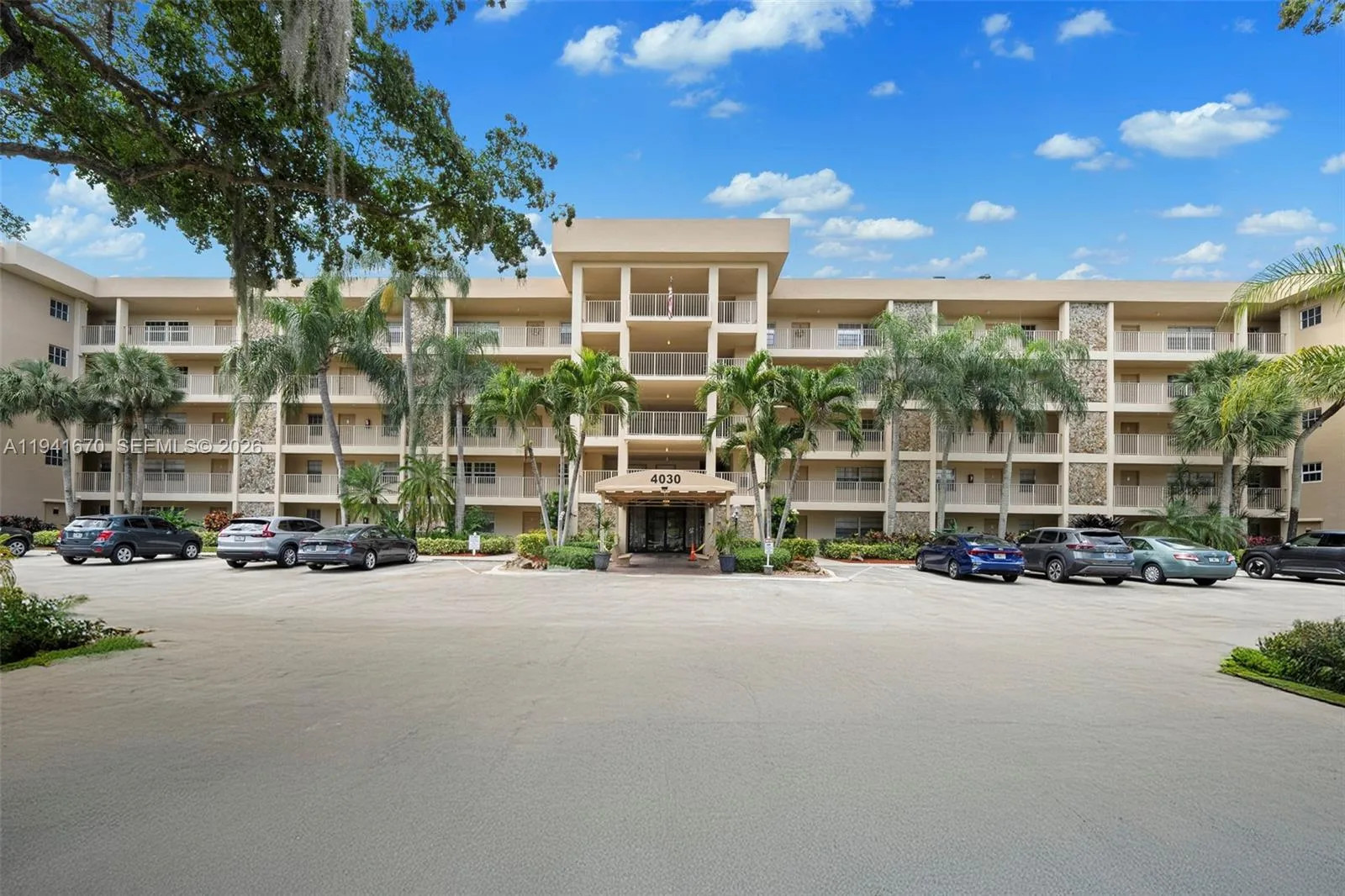4030 W Palm Aire Dr # 408, Pompano Beach, FL 33069