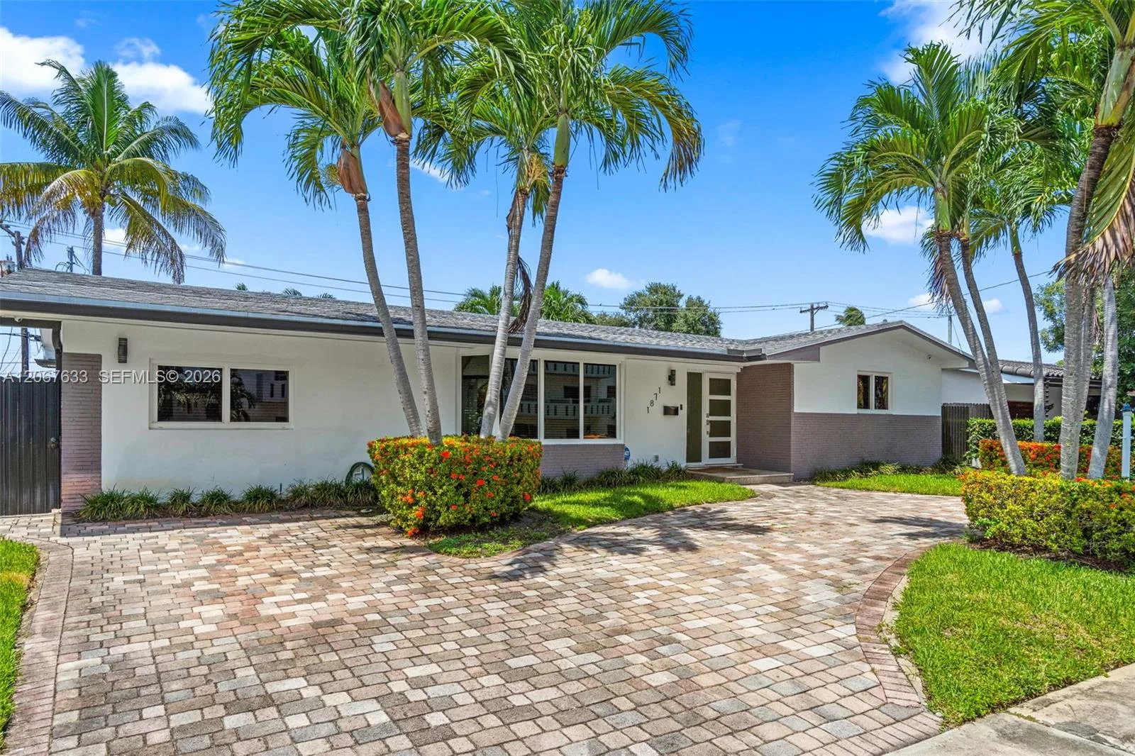1871 NE 186th St, North Miami Beach, FL 33179 photo 2