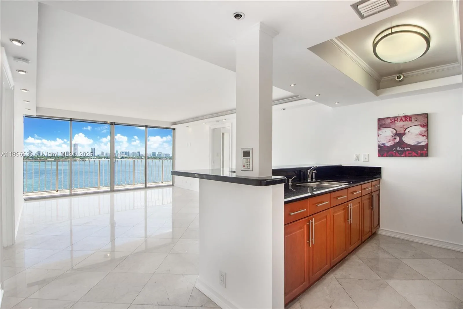 7601 E Treasure Dr # 1219, North Bay Village, FL 33141 photo 2