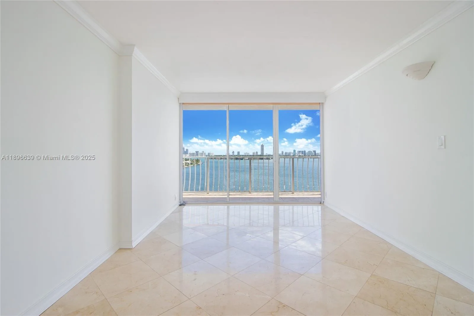 7601 E Treasure Dr # 1219, North Bay Village, FL 33141 photo 3