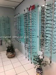 OPTICAL on W Flagler St, Miami, FL 33135 photo 2