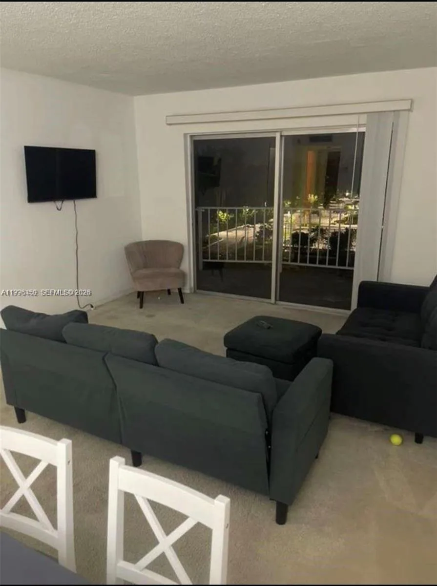 496 NW 165th St Rd # D-611, Miami, FL 33169 photo 8