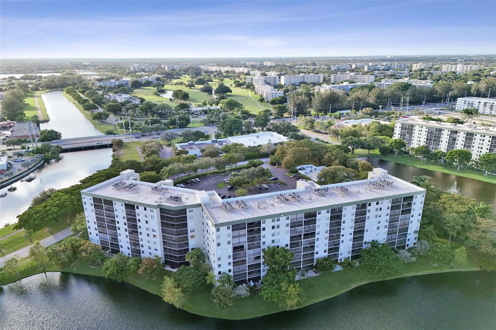 2334 S Cypress Bend Drive # 304, Pompano Beach, FL 33069