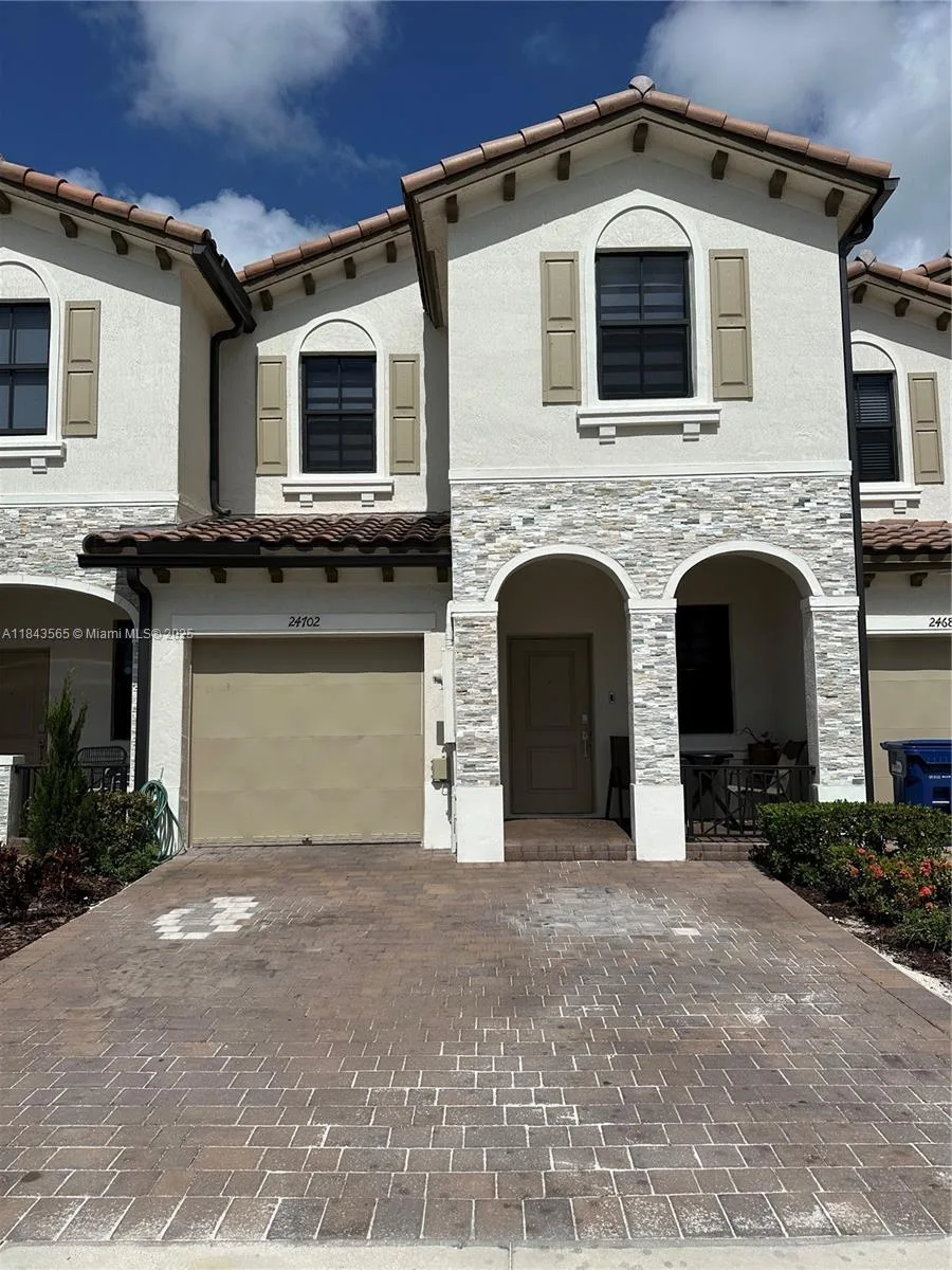 24702 SW 119th Ct, Homestead, FL 33032