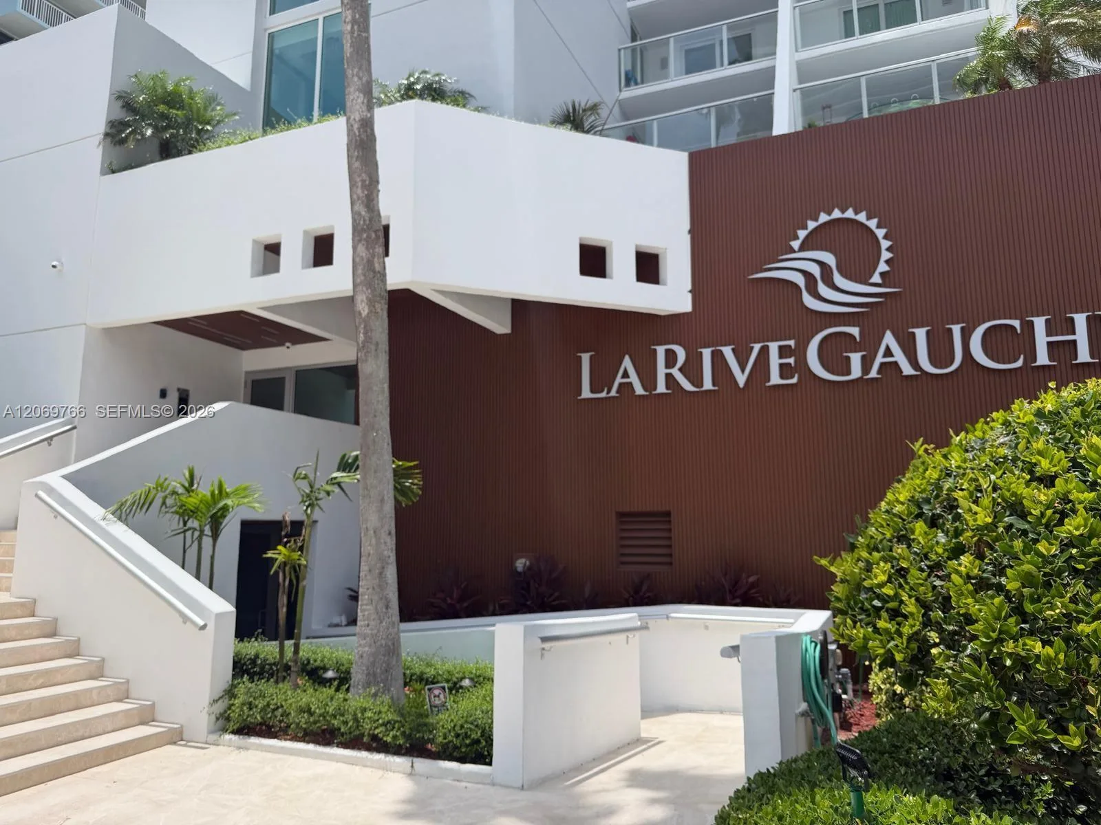 5880 Collins Ave # 406, Miami Beach, FL 33140