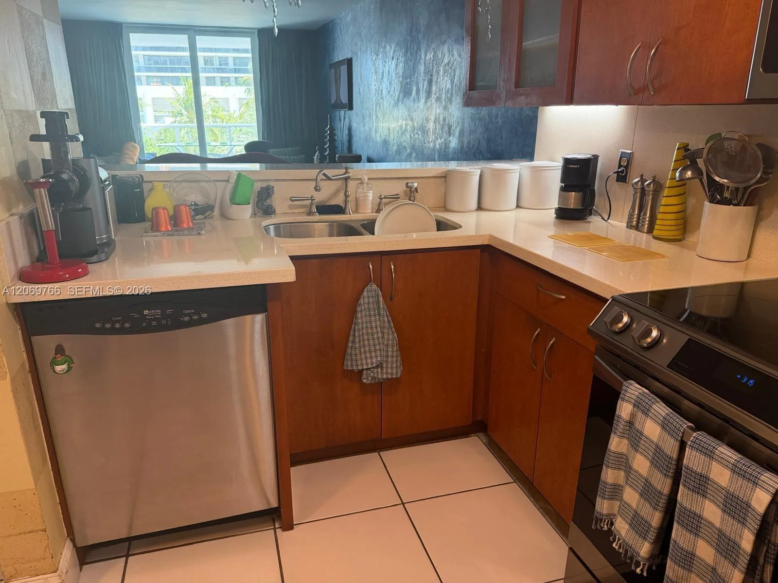 5880 Collins Ave # 406, Miami Beach, FL 33140 photo 10