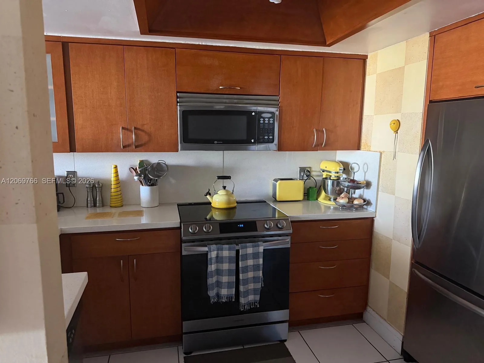 5880 Collins Ave # 406, Miami Beach, FL 33140 photo 6