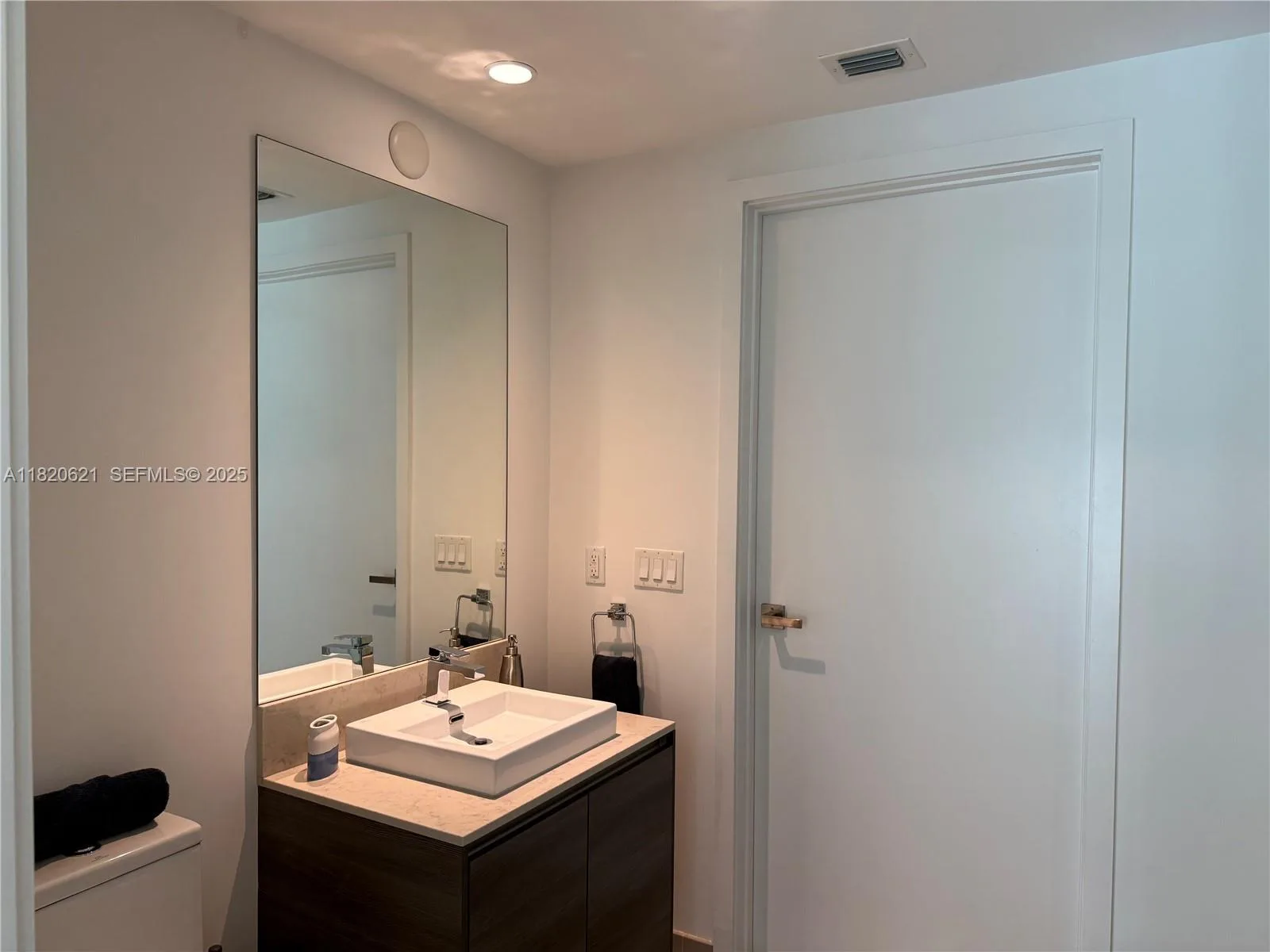 1080 Brickell Ave # 2208, Miami, FL 33131 photo 13