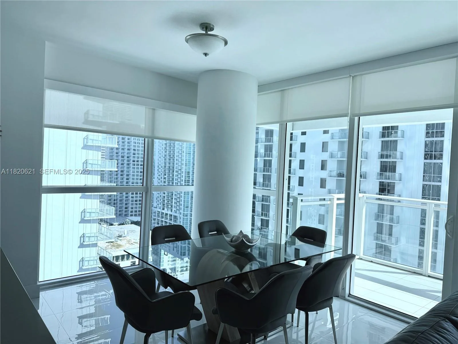 1080 Brickell Ave # 2208, Miami, FL 33131 photo 4