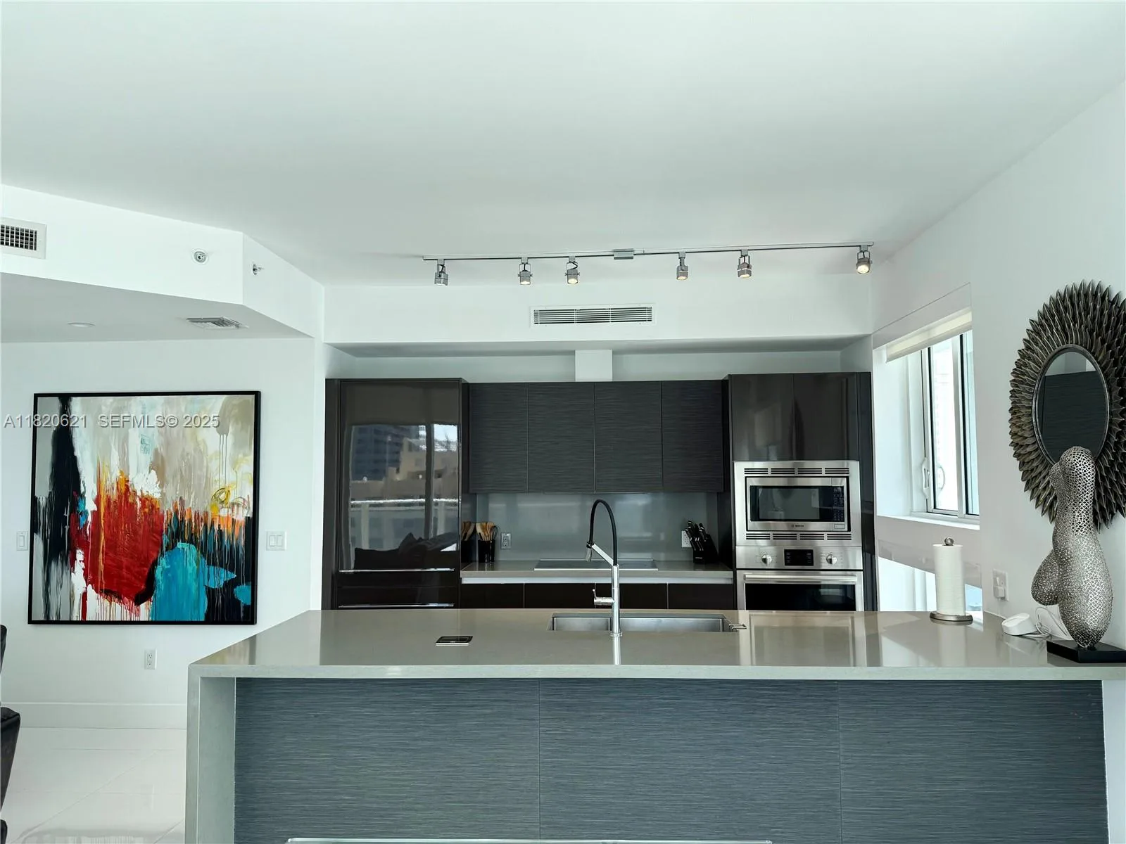 1080 Brickell Ave # 2208, Miami, FL 33131 photo 7
