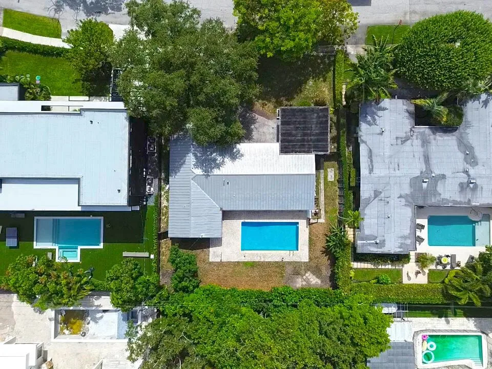 19711 NE 21ST Court, Miami, FL 33179 photo 3