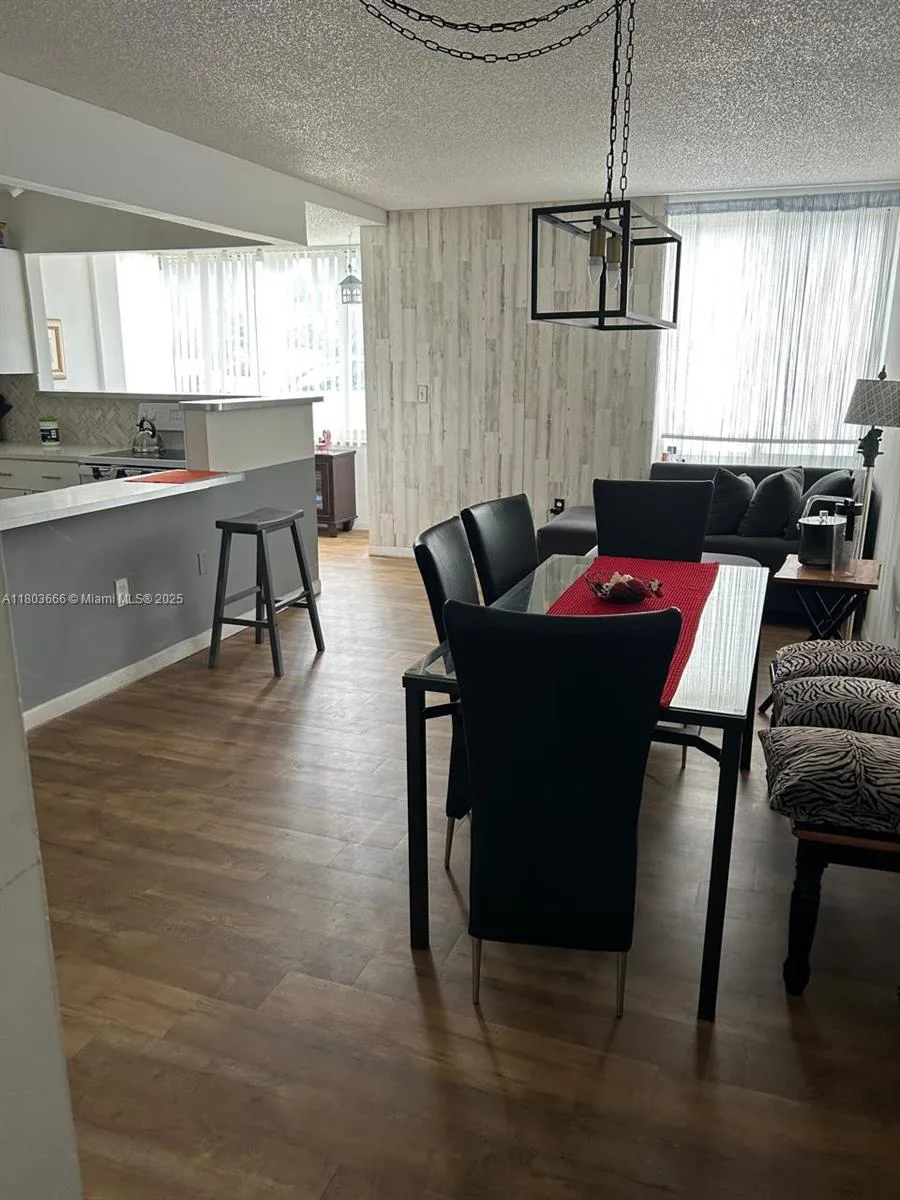 250 180th Dr # 108, Sunny Isles Beach, FL 33160 photo 2