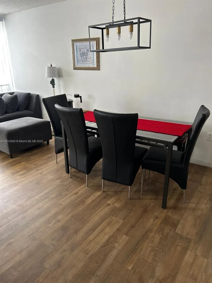 250 180th Dr # 108, Sunny Isles Beach, FL 33160 photo 3