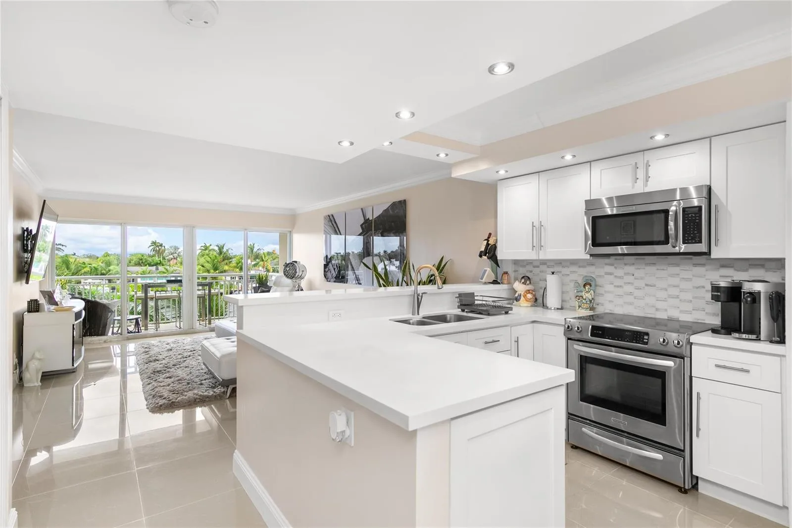 2611 N Riverside Drive # 307, Pompano Beach, FL 33062 photo 6