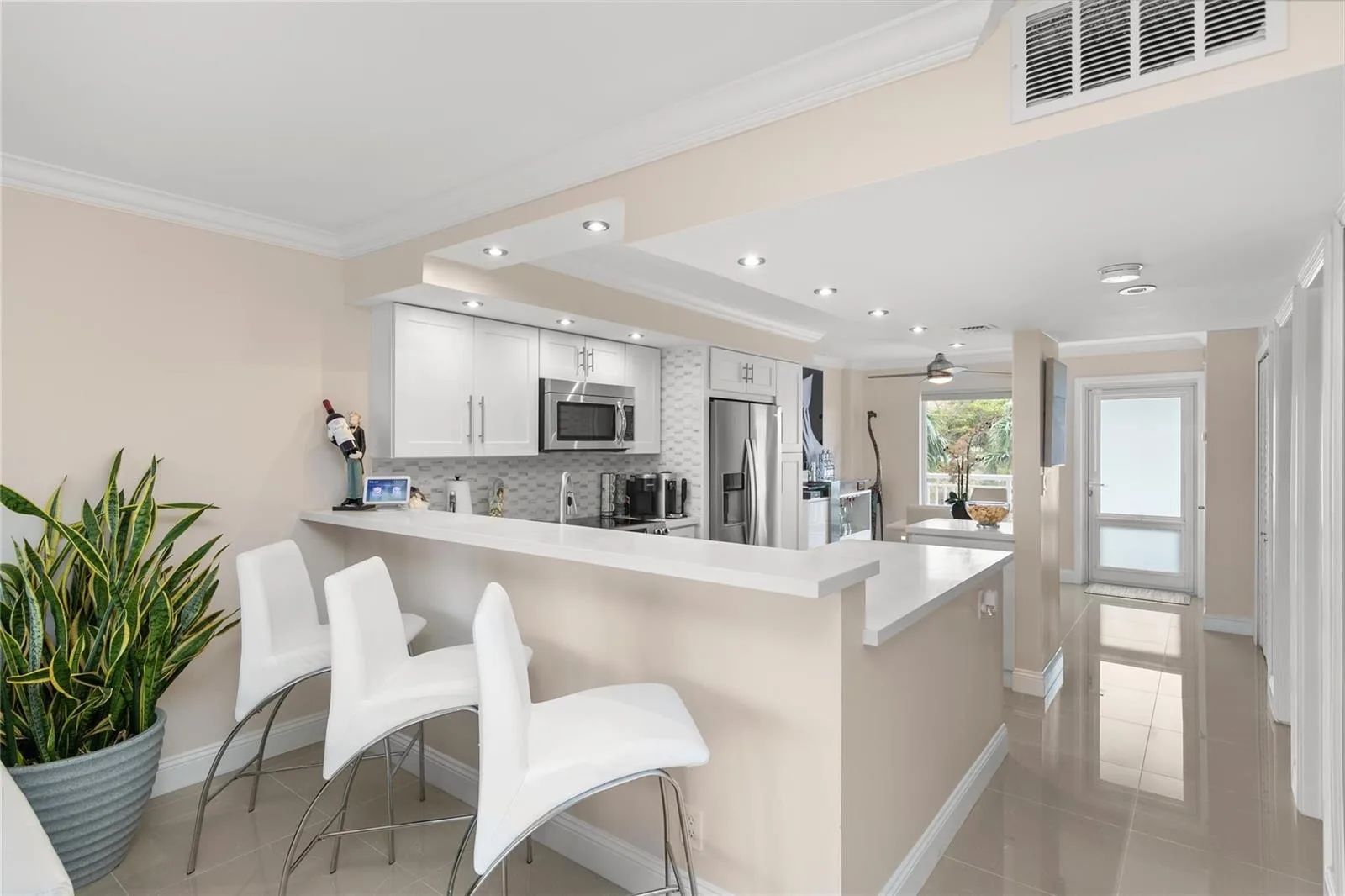 2611 N Riverside Drive # 307, Pompano Beach, FL 33062 photo 8
