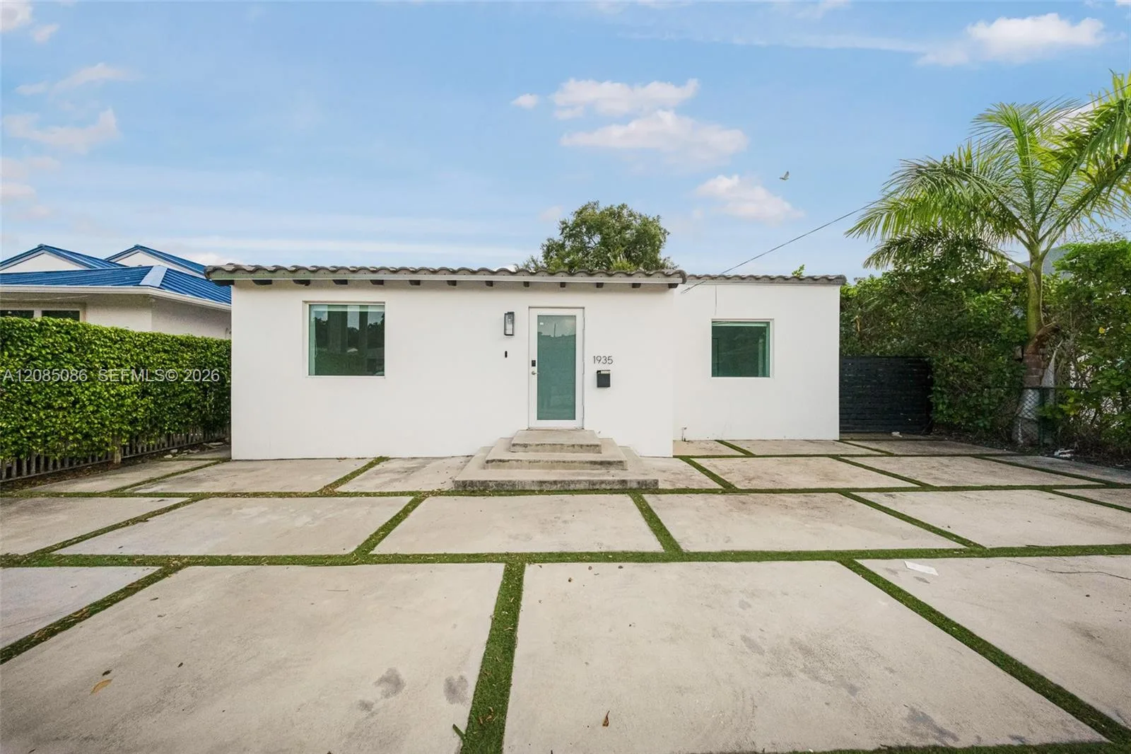 1935 SW 24th Ter, Miami, FL 33145