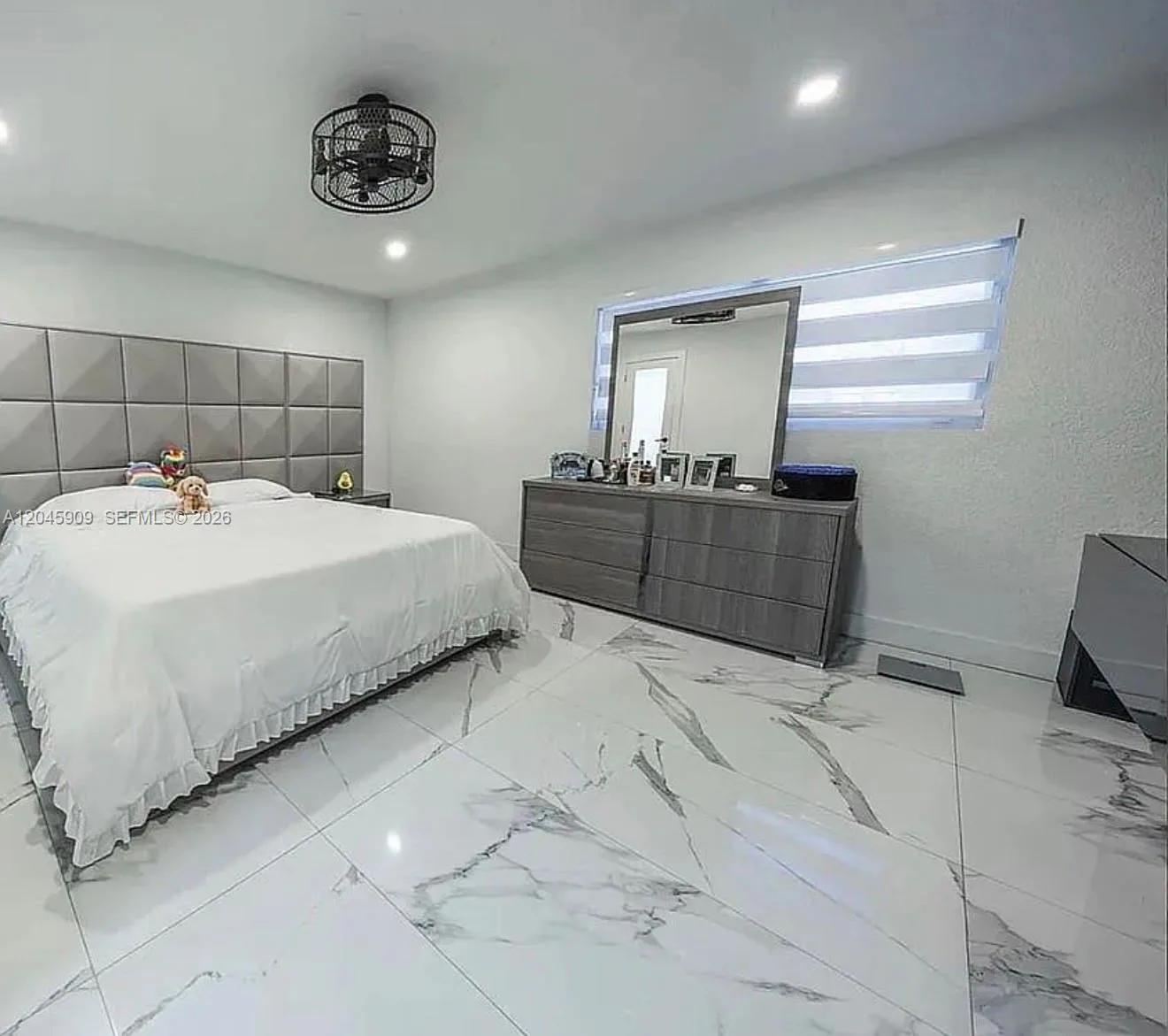 18250 NW 86th Ave, Hialeah, FL 33015 photo 6