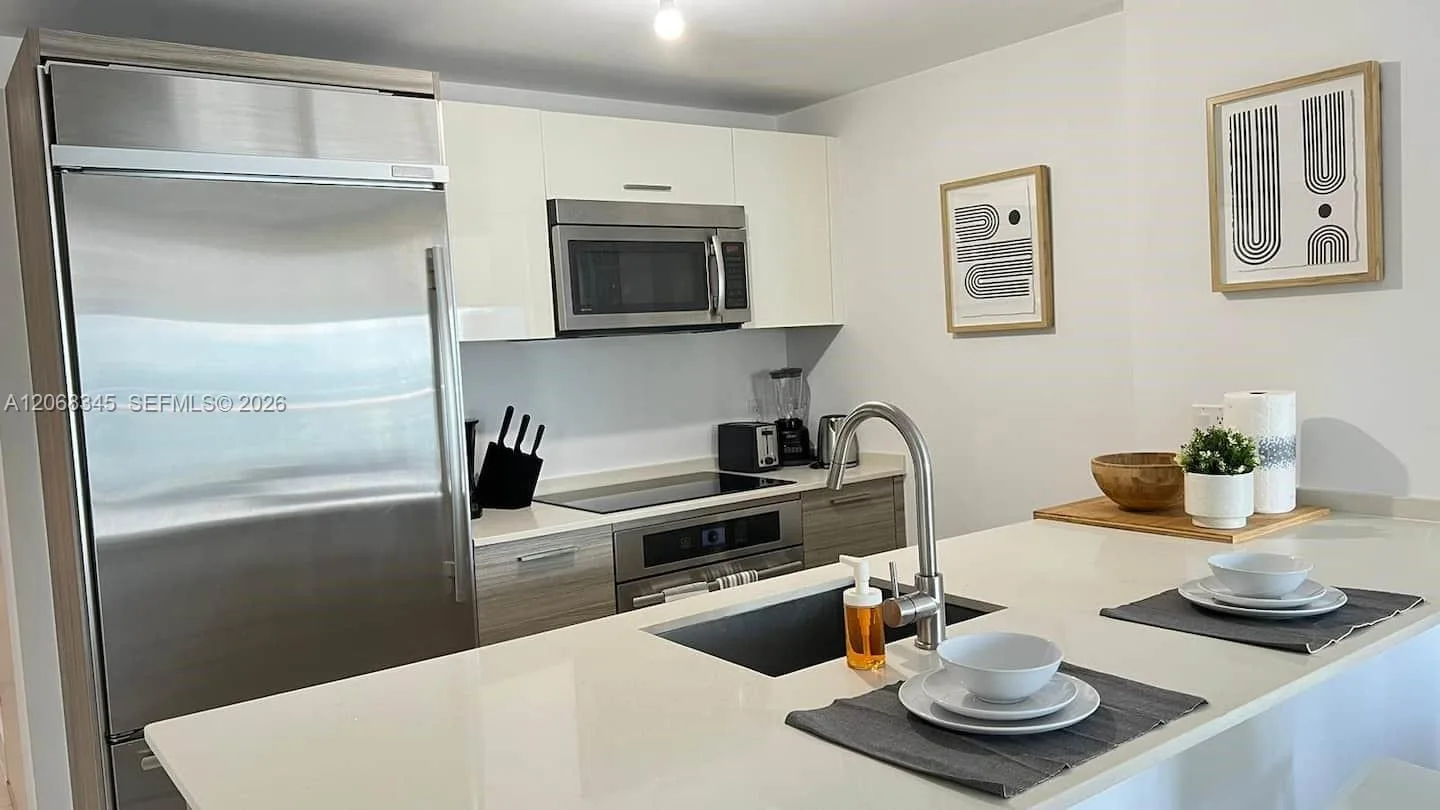 1300 Brickell Bay Dr # 3400, Miami, FL 33131 photo 3