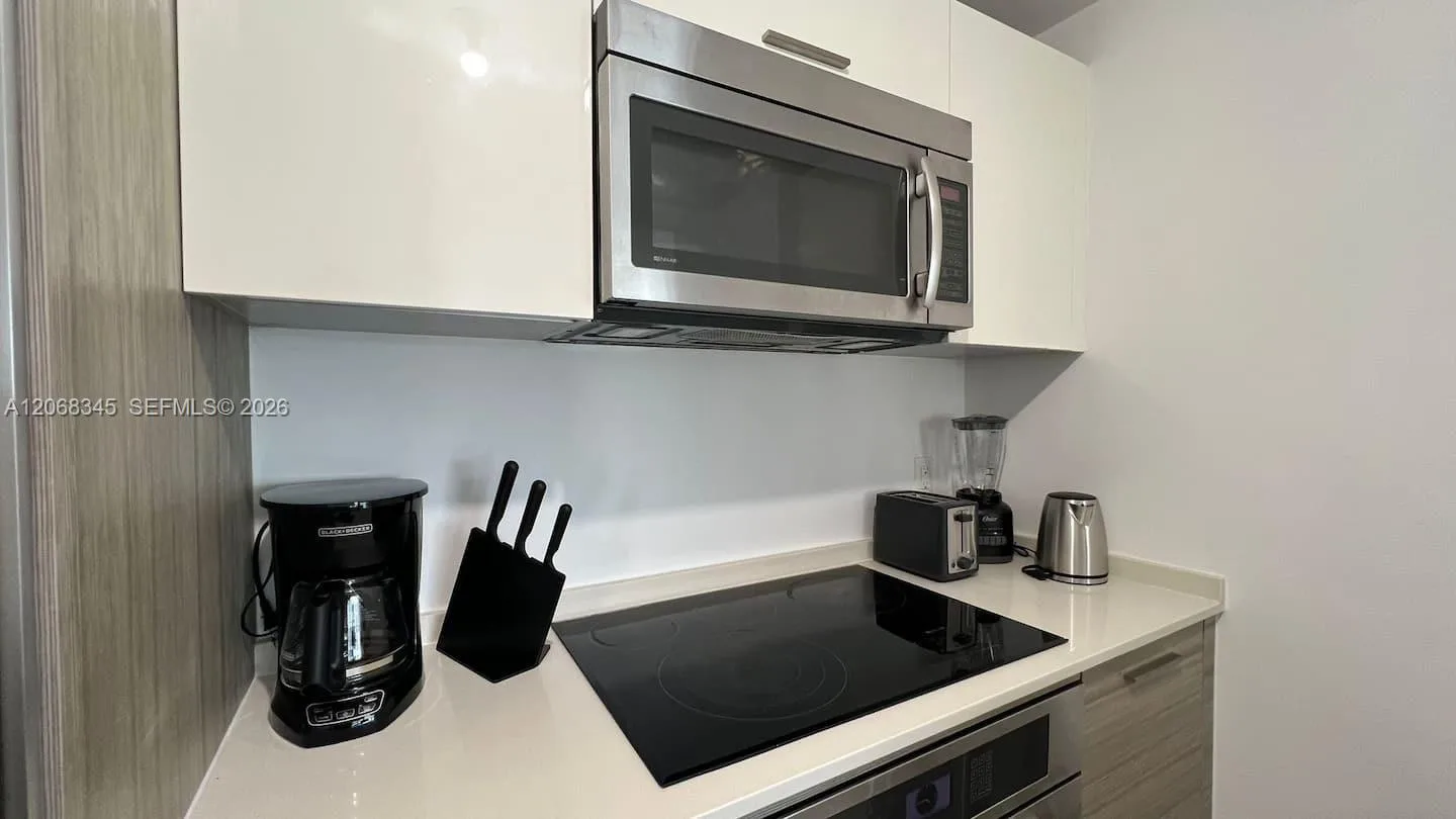 1300 Brickell Bay Dr # 3400, Miami, FL 33131 photo 9