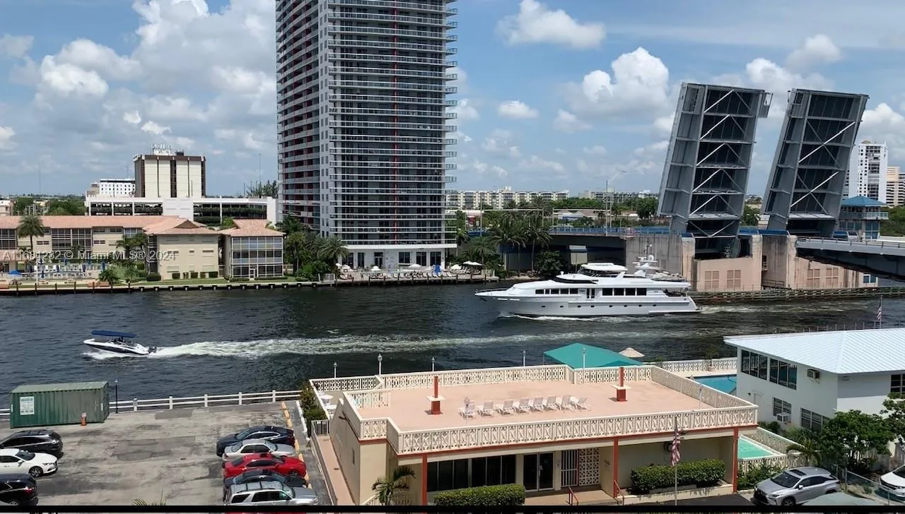 1817 S Ocean Dr # 615, Hallandale Beach, FL 33009