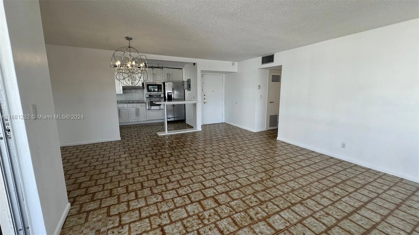 1817 S Ocean Dr # 615, Hallandale Beach, FL 33009 photo 8