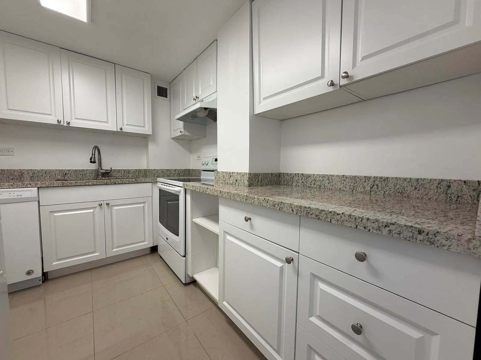 2800 N FLAGLER Drive # 211, West Palm Beach, FL 33407 photo 8