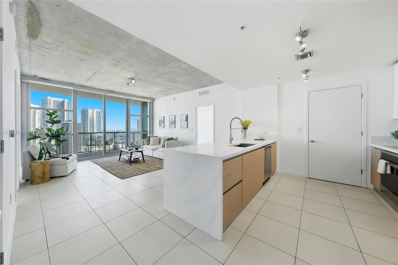 3301 NE 1st Ave # H2804, Miami, FL 33137 photo 5