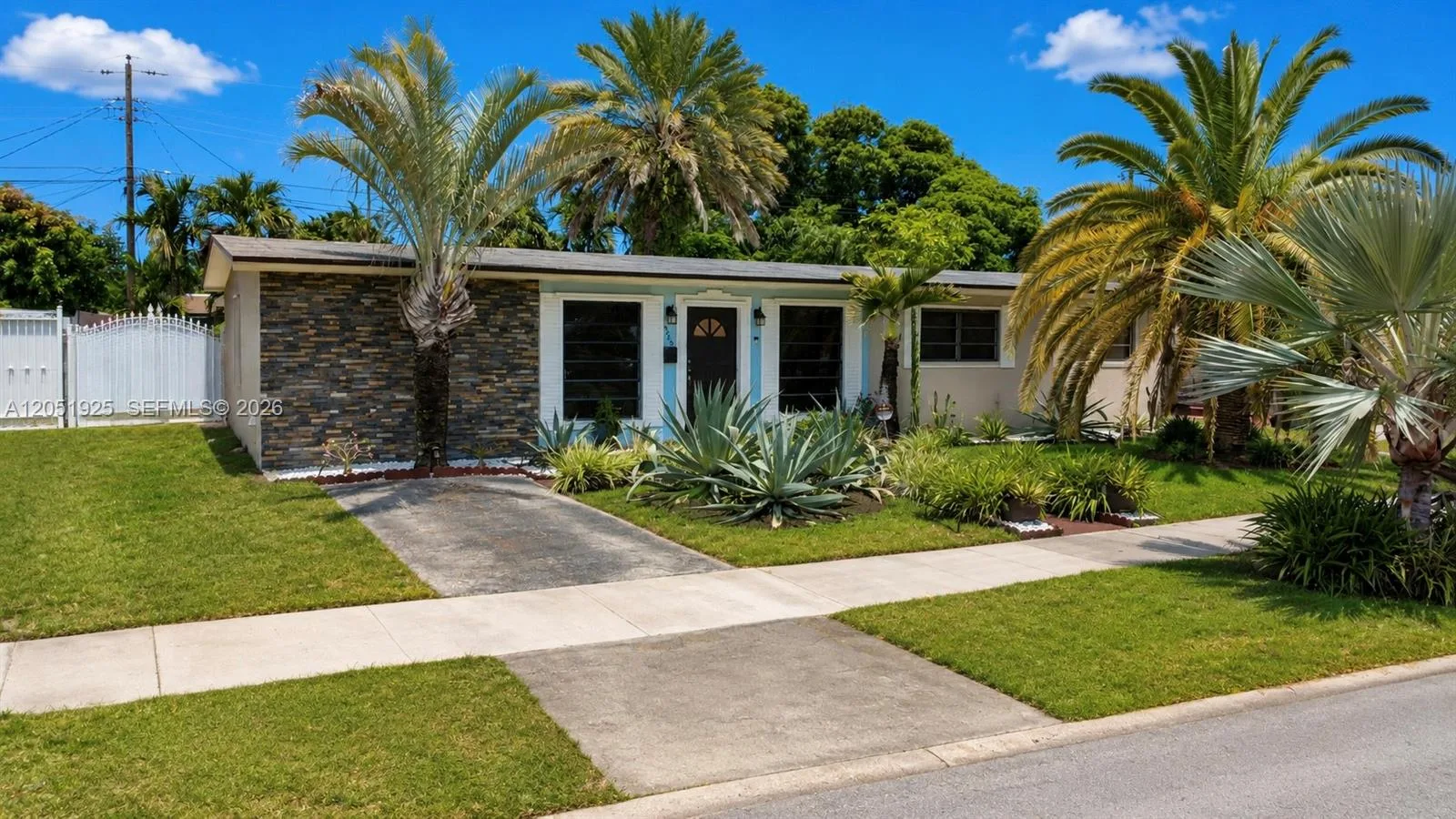 5865 W 13 Avenue, Hialeah, FL 33012 photo 2
