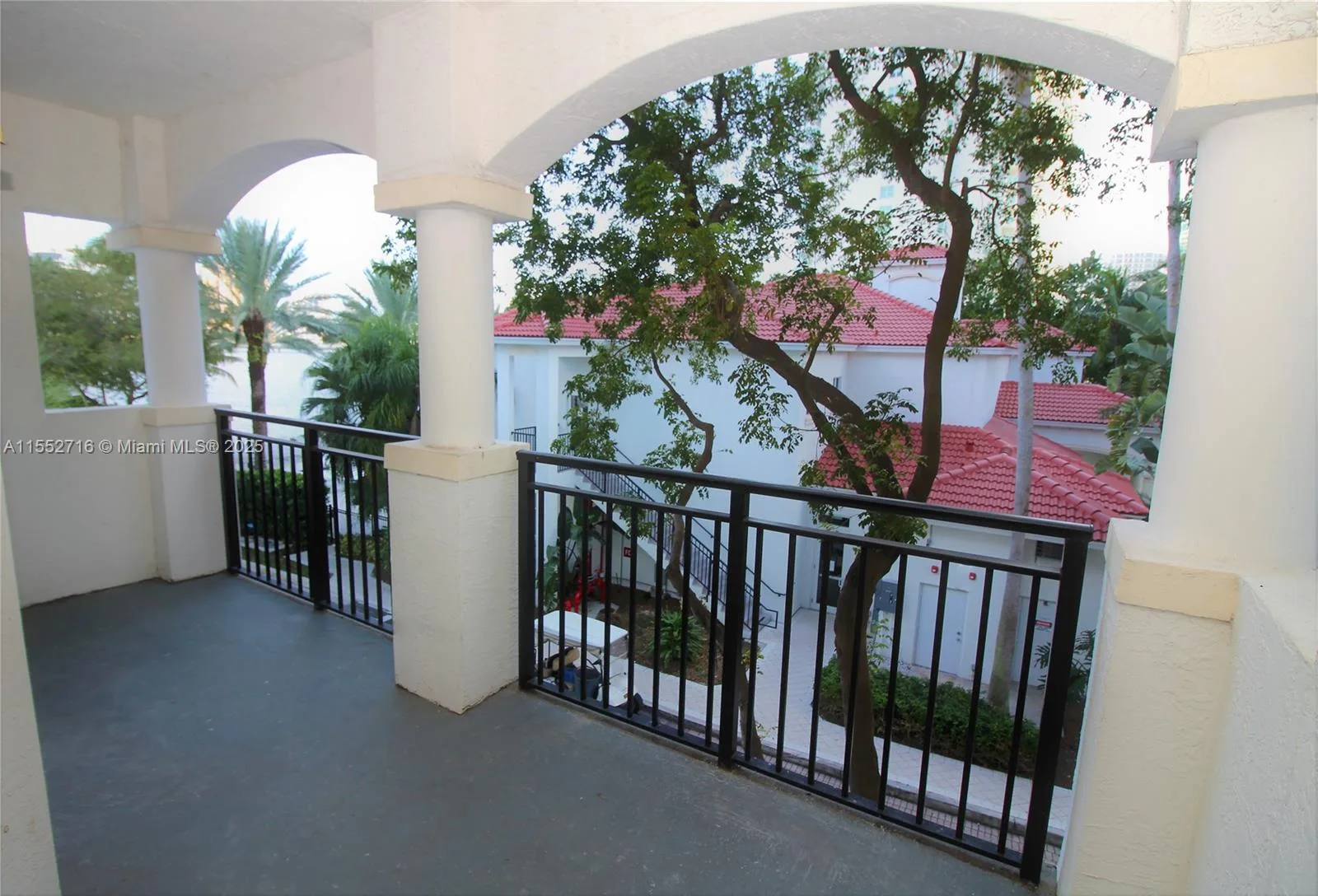 3255 NE 184th St # 12311, Aventura, FL 33160 photo 4