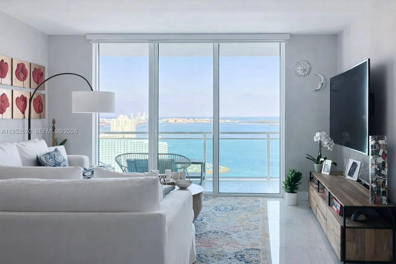 951 Brickell Ave # 3304, Miami, FL 33131