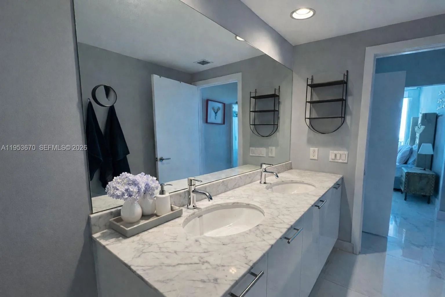 951 Brickell Ave # 3304, Miami, FL 33131 photo 10