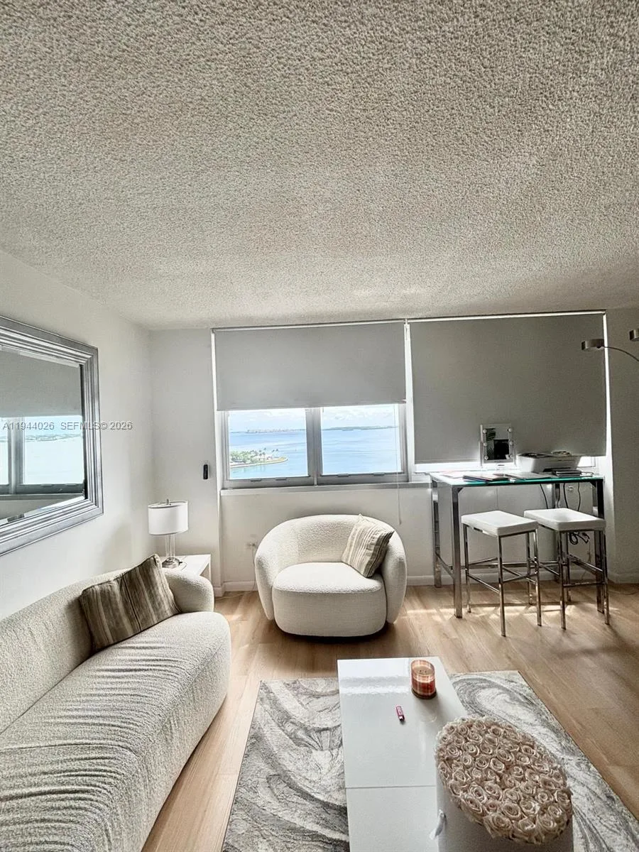 999 Brickell Bay Dr # 1503, Miami, FL 33131 photo 2