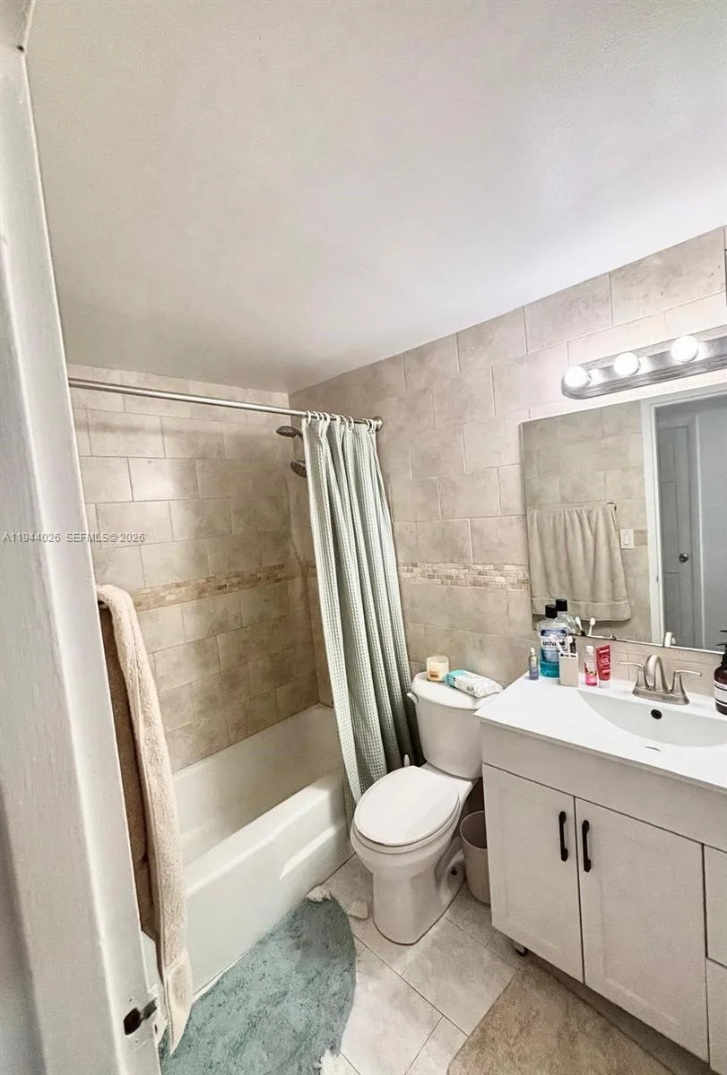 999 Brickell Bay Dr # 1503, Miami, FL 33131 photo 7