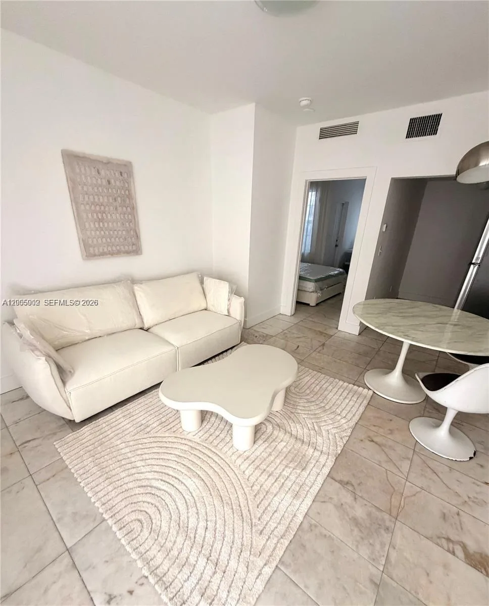 801 8th St # 104, Miami Beach, FL 33139 photo 3