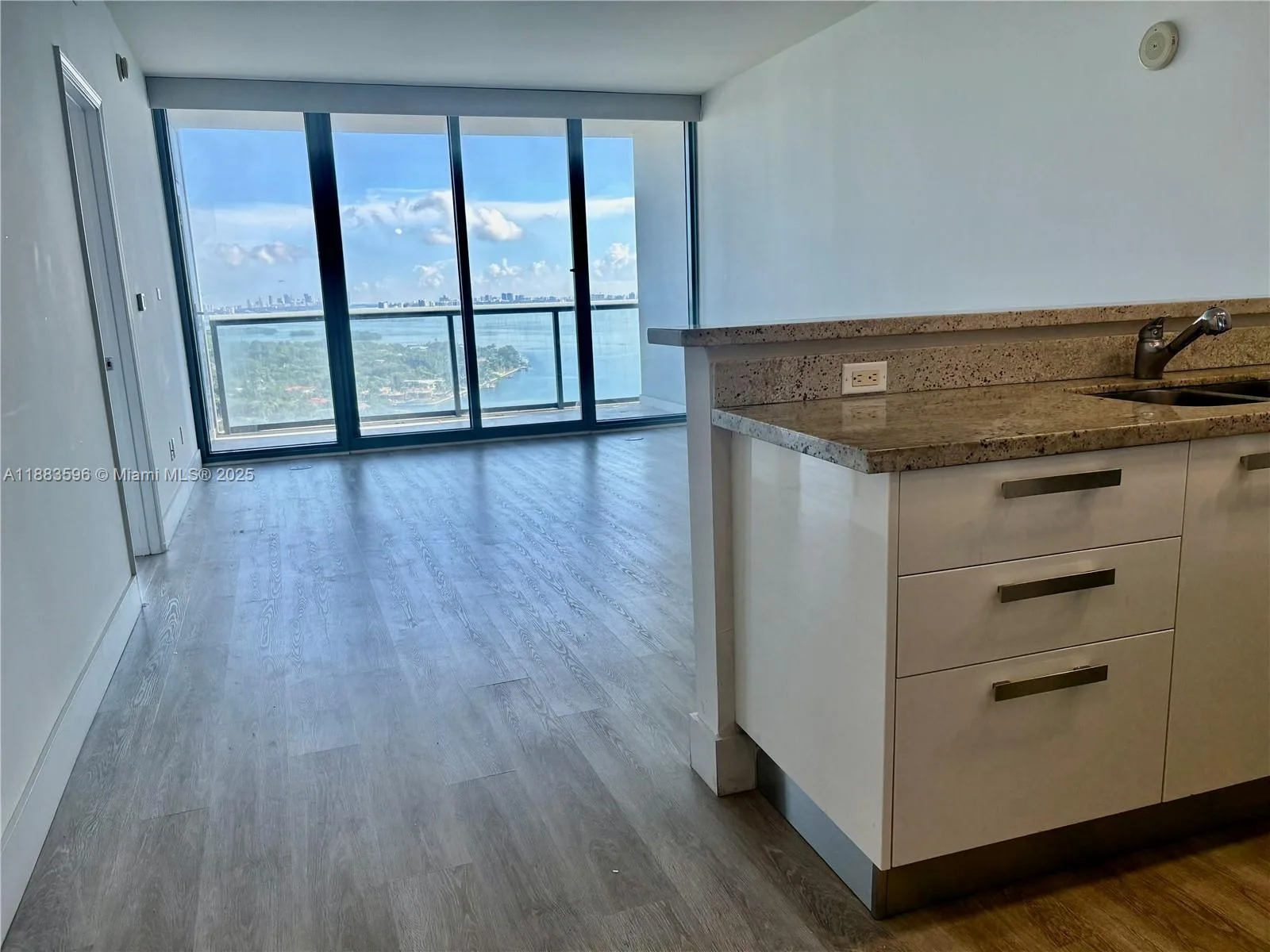 601 NE 36th St # 2508, Miami, FL 33137 photo 4